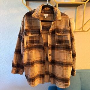 Time and Tru Tan Plaid Shirt Jacket womens large L
